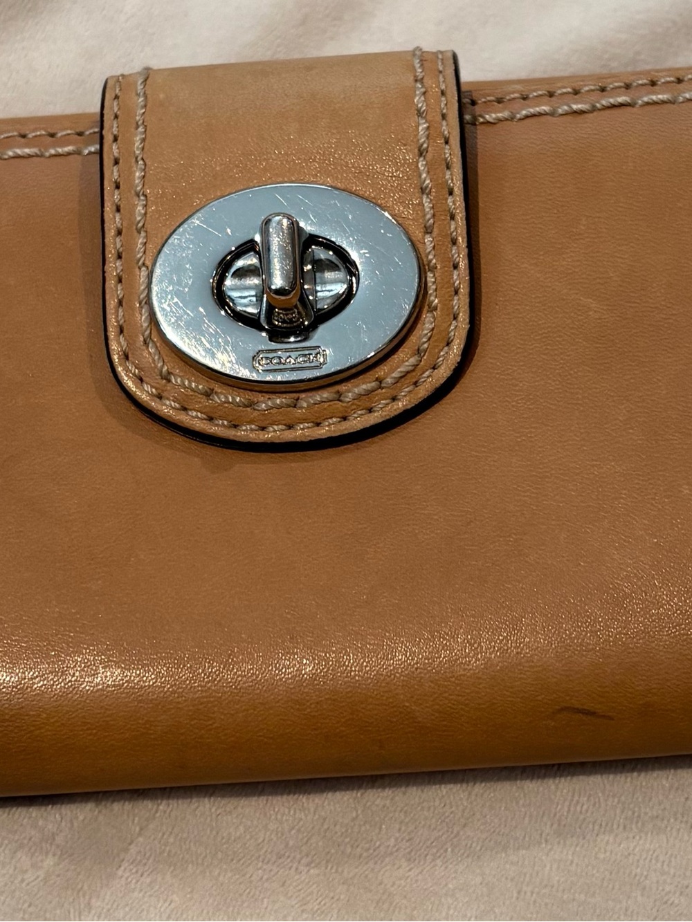 Coach Envelope Wallet - Picture 2 of 6